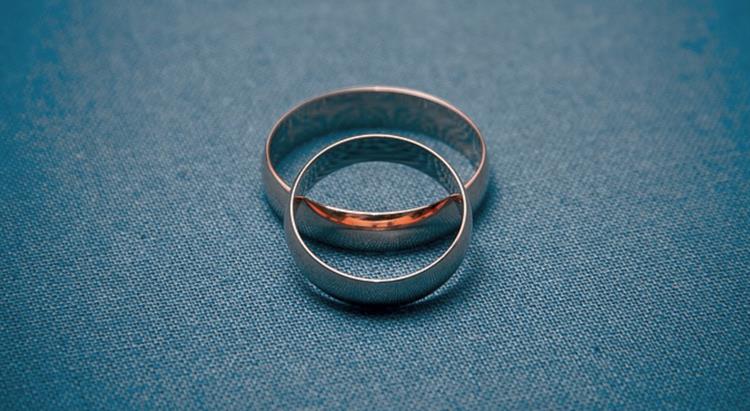 Wedding rings image